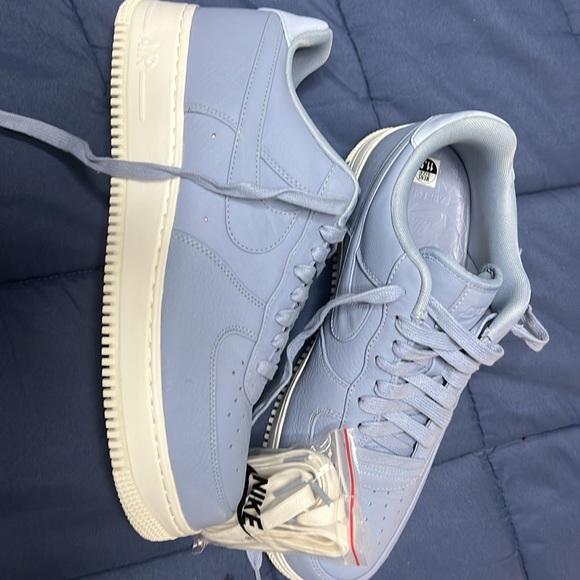 The are never worn size 11.5 mens nike air force 1's low blue grey. W Box - Picture 3 of 3